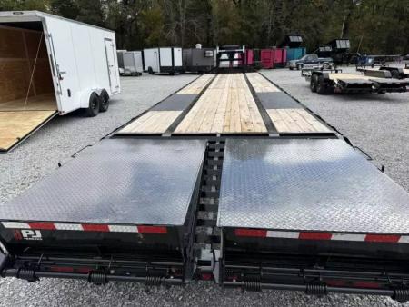 New 2026 PJ Trailers 102X40 GOOSENECK 25K GVWR (MEGA RAMPS) Flatbed Trailer