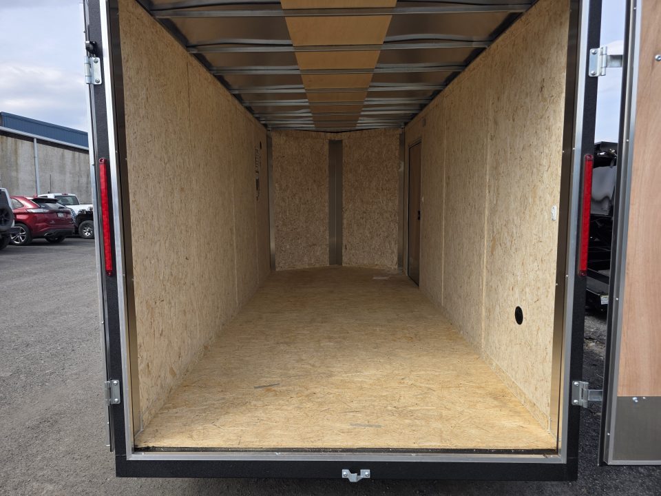New 2026 Look Trailers ST DLX 7X16 7K - BARN DOORS Cargo / Enclosed Trailer