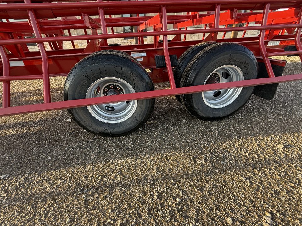 New 2026 Gooseneck Trailer MFG Hay Trailer