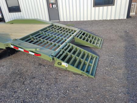 New 2026 Buckshot 102"x24' Gooseneck Equipment/Car Trailer W/8K Axles