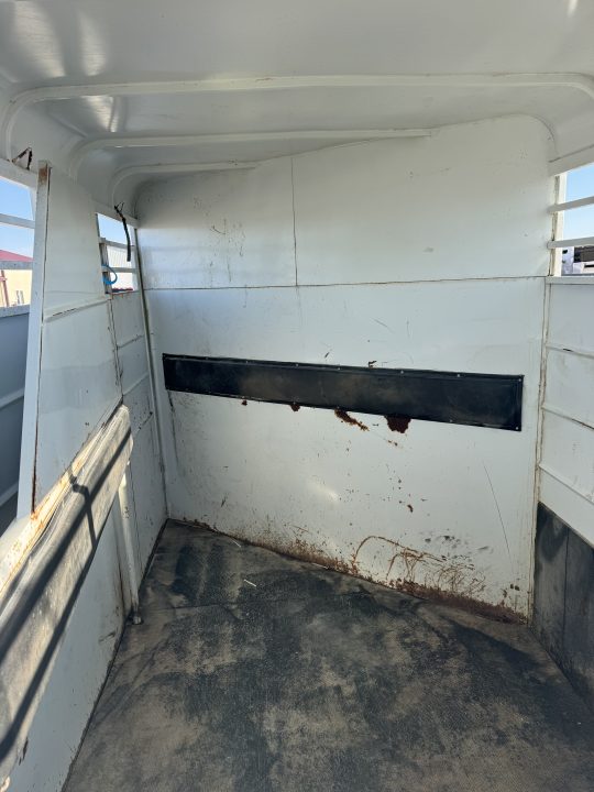 Used 2014 Calico Trailers 2H Slant Horse Trailer