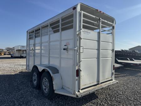 Used 2014 Calico Trailers 2H Slant Horse Trailer