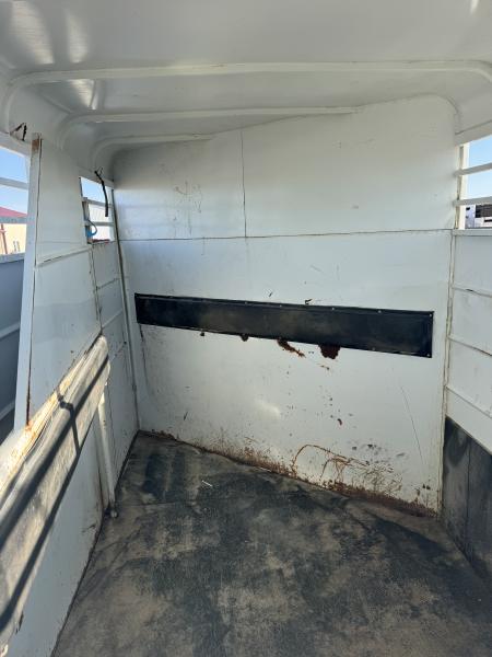Used 2014 Calico Trailers 2H Slant Horse Trailer