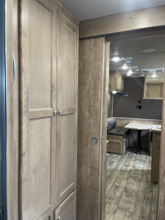 New 2026 Merhow Trailers 8314-B RWS Horse Trailer