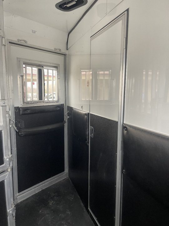New 2026 Merhow Trailers 8314-B RWS Horse Trailer