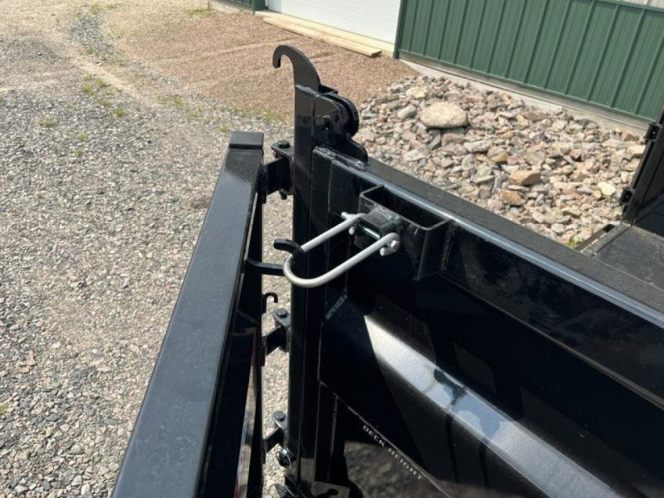 New 2026 16' 20k PJ Gooseneck HD Dump Trailer