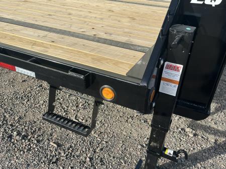 New 2026 25' 14k PJ Gooseneck Flatbed Trailer
