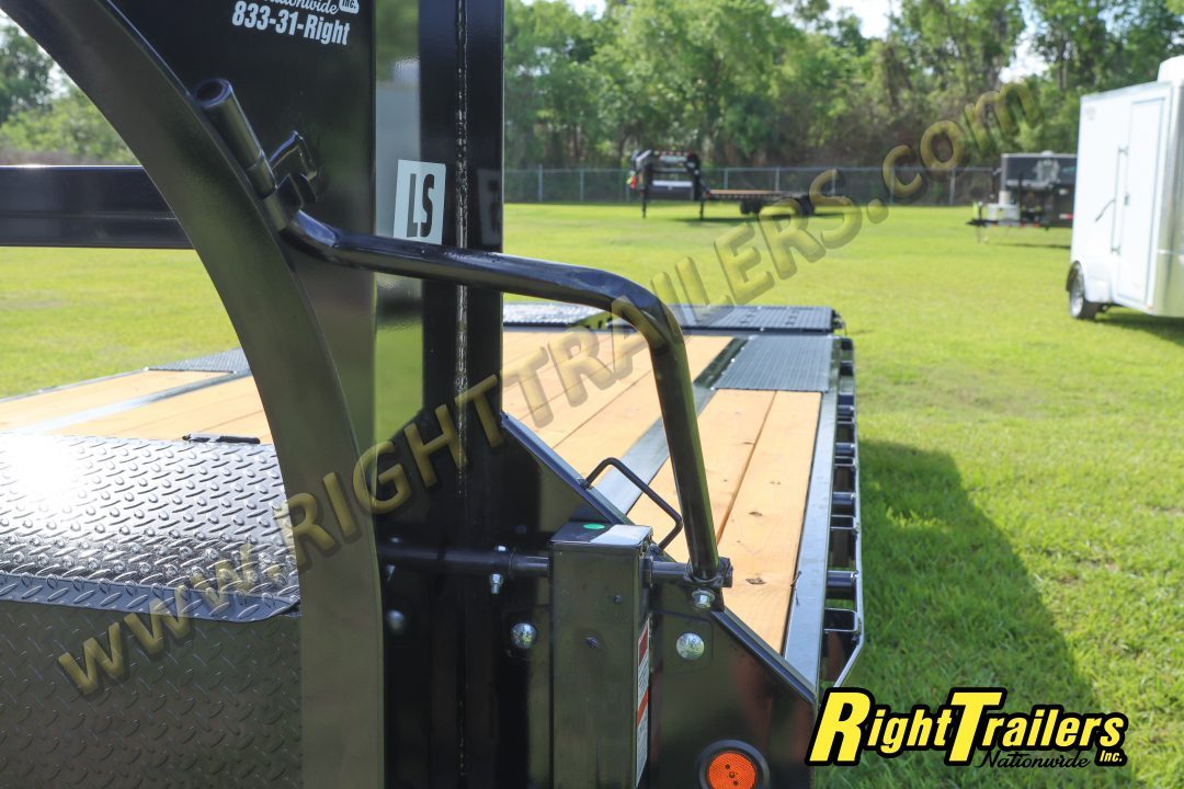 New 2026 8.5X20 PJ Gooseneck Equipment Trailer