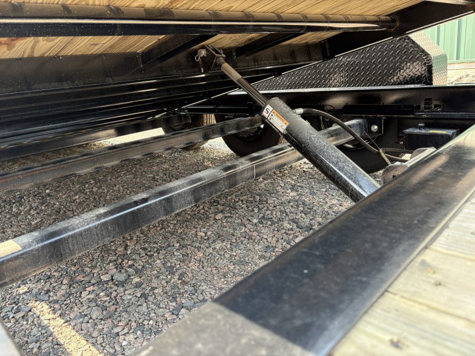 New 2026 PJ Trailers 24' Channel Equipment Tilt Trailer