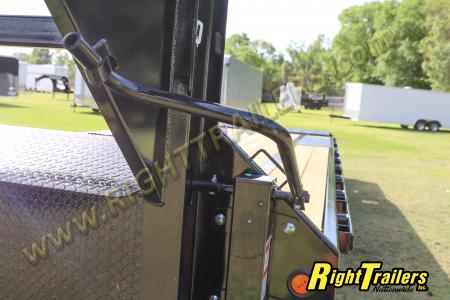 New 2026 8.5X25 PJ Gooseneck Equipment Trailer