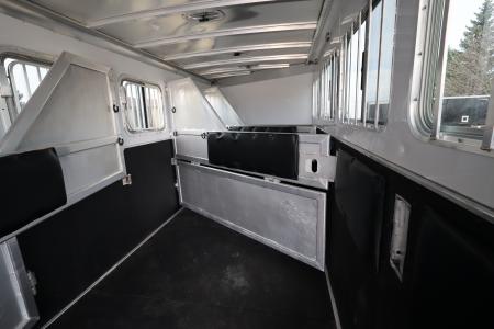 Used 2021 Featherlite Trailers 6 Horse Trailer
