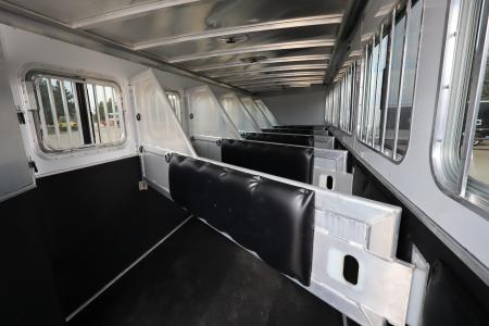 Used 2021 Featherlite Trailers 6 Horse Trailer