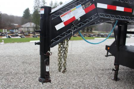 Used 2016 PJ Trailers 8.5' x 23+5' - Deckover Gooseneck Trailer - 25,000# GVW