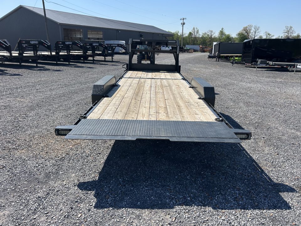 Used 2026 MAXX-D 83"X24' 18K Gooseneck Tilt Equipment Trailer