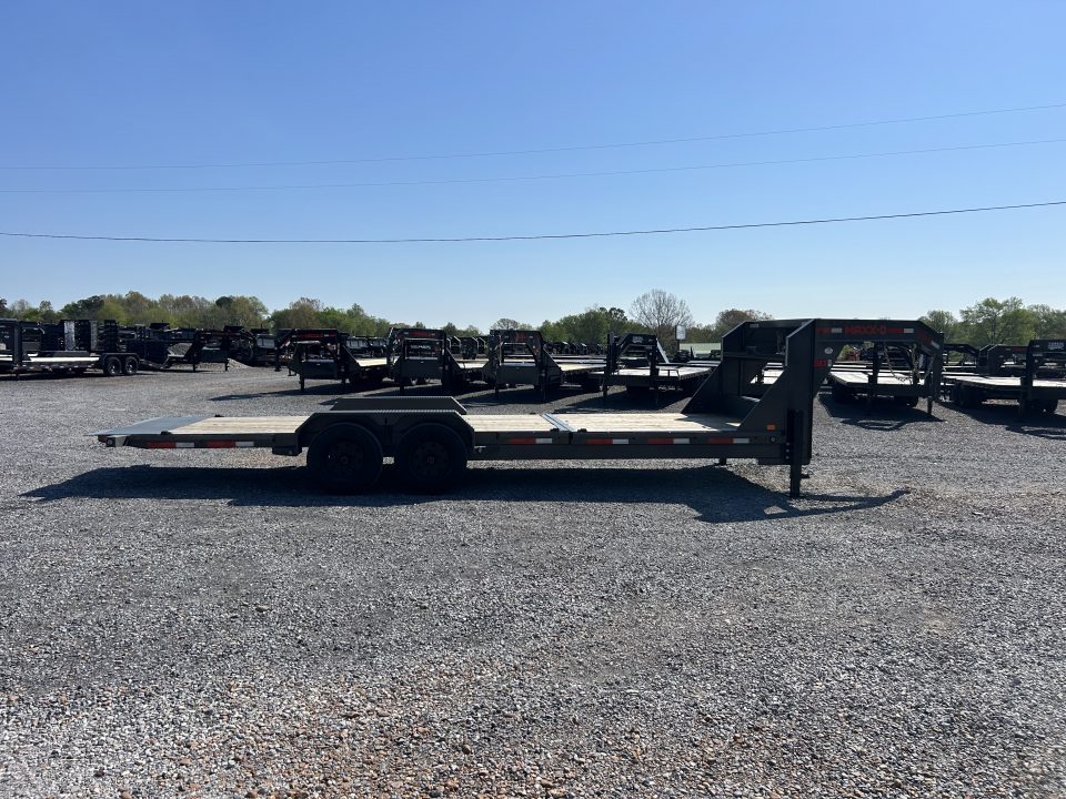 Used 2026 MAXX-D 83"X24' 18K Gooseneck Tilt Equipment Trailer