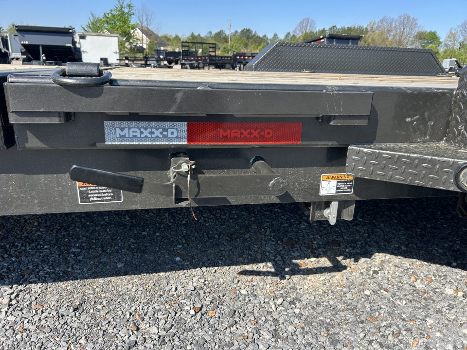 Used 2026 MAXX-D 83"X24' 18K Gooseneck Tilt Equipment Trailer