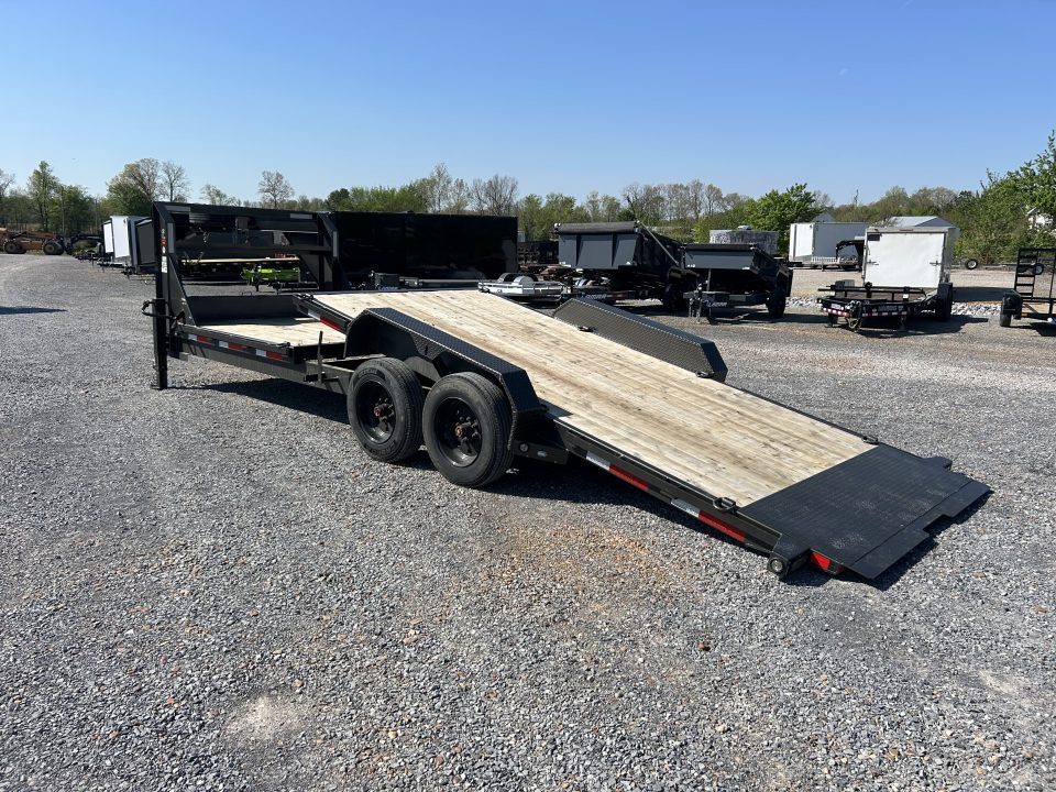 Used 2026 MAXX-D 83"X24' 18K Gooseneck Tilt Equipment Trailer