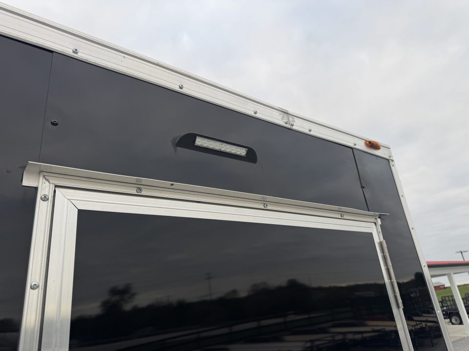 Used DEMO SPECIAL- 2025 Homesteader 720IH Enclosed Trailer