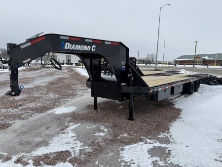 New 2026 Diamond C Trailers 32' FMAX212 Hydraulic Tail Flatbed Trailer