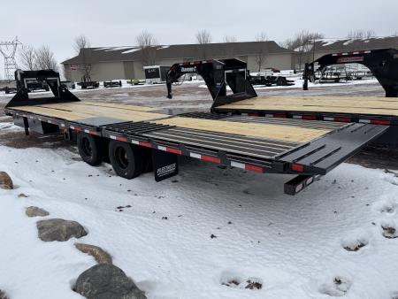 New 2026 Diamond C Trailers 32' FMAX212 Hydraulic Tail Flatbed Trailer