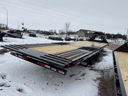 New 2026 Diamond C Trailers 32' FMAX212 Hydraulic Tail Flatbed Trailer
