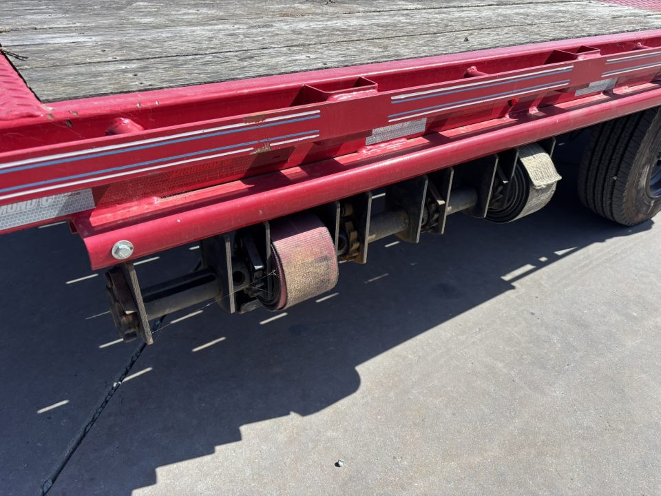 New 2022 Diamond C Trailers DET208L22X102GN Tilt Trailer