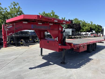 New 2022 Diamond C Trailers DET208L22X102GN Tilt Trailer
