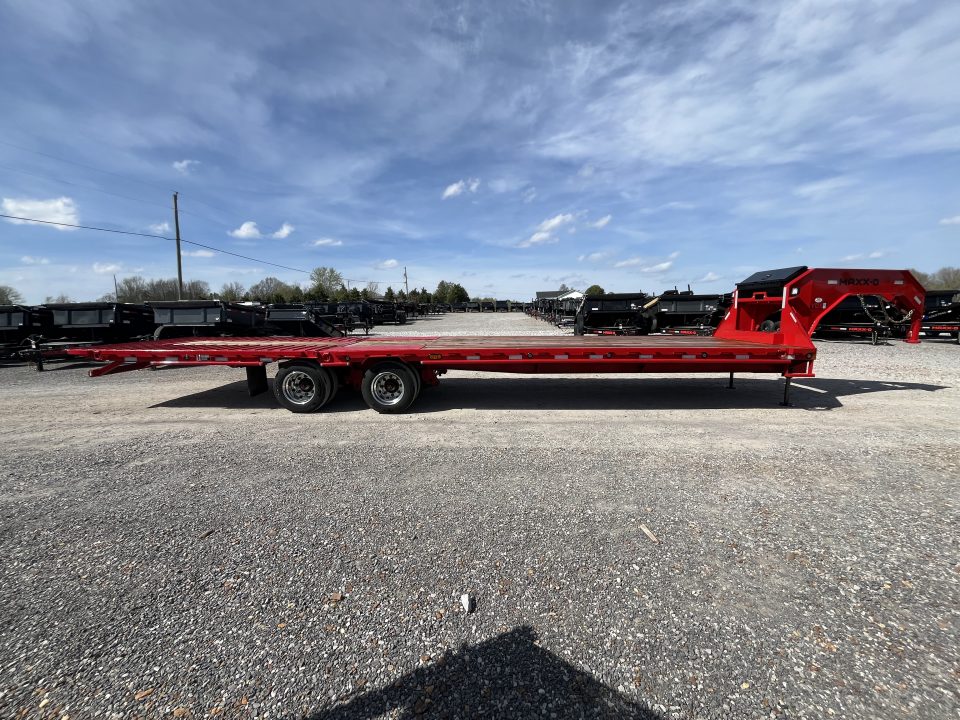 Used 2026 MAXXD Hydraulic Dovetail Gooseneck Trailer | 34' x 102' 30K GVWR