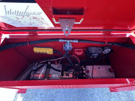 Used 2026 MAXXD Hydraulic Dovetail Gooseneck Trailer | 34' x 102' 30K GVWR