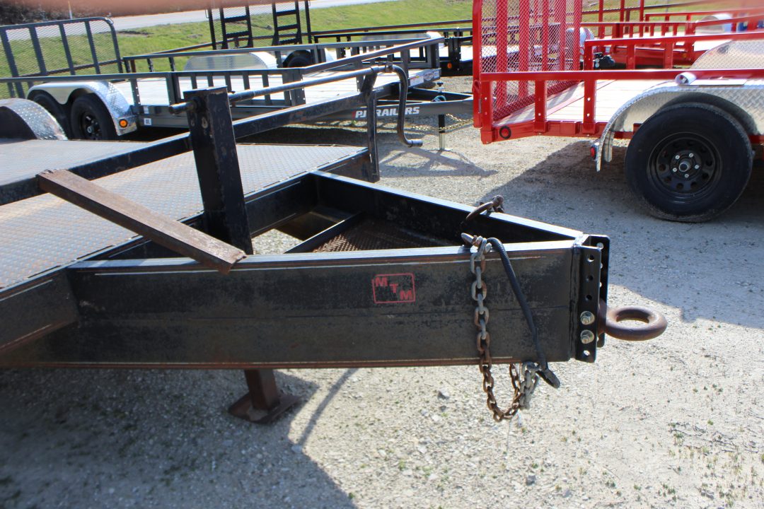 Used 2005 MTM 20' BP Equipment Trailer