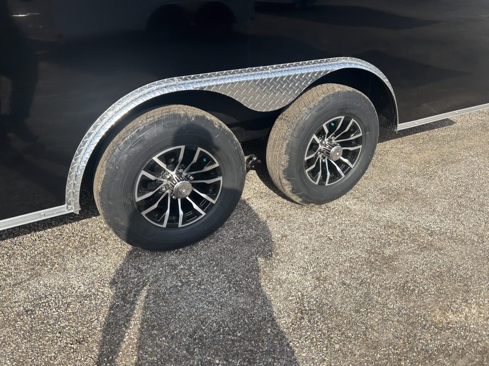 New 2026 Formula Trailers 20 FT ENCLOSED CAR TRAILER WITH RAMP DOOR 7 FT INT HEIGHT 10K GVWR