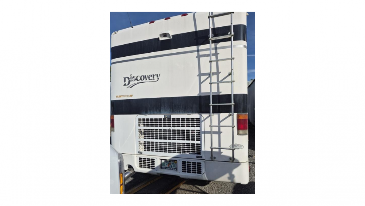 Used 2001 Fleetwood RV Other