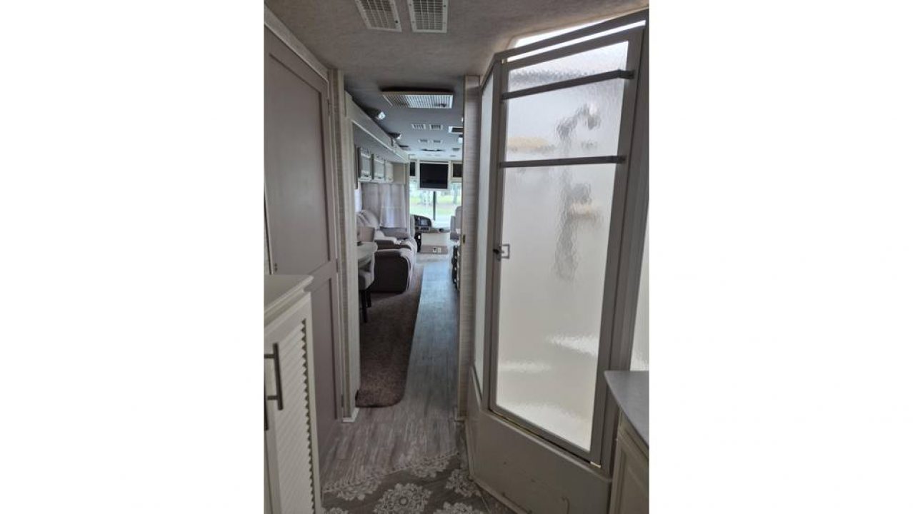 Used 2001 Fleetwood RV Other