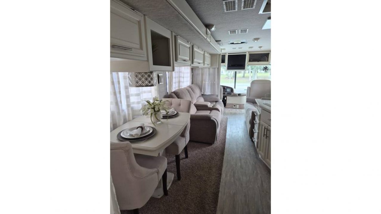Used 2001 Fleetwood RV Other