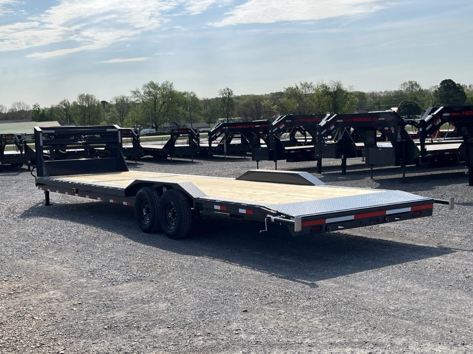 New 2026 Lamar Gooseneck Trailer | 102" x 32' 14K GVWR