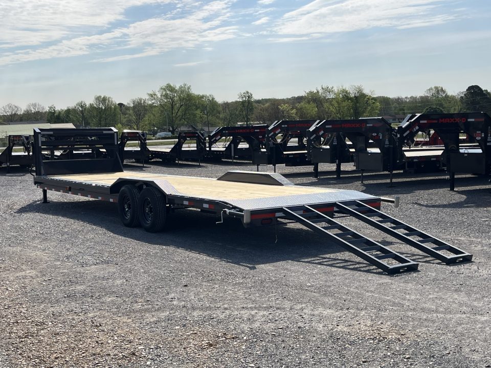 New 2026 Lamar Gooseneck Trailer | 102" x 32' 14K GVWR