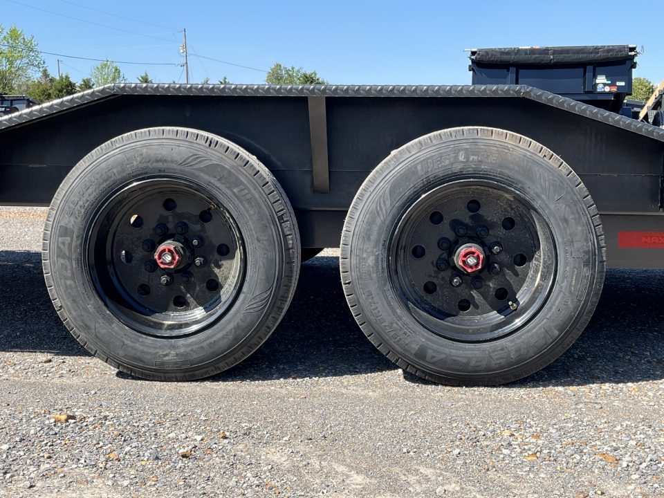 New 2026 MAXXD Power Tilt Trailer | 102" x 24' | 17.5K GVWR