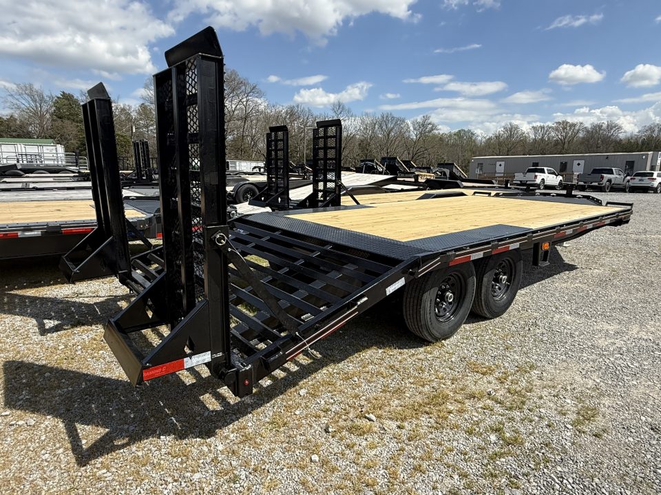 New 2026 Diamond C DEC 207 20’ Equipment Trailer, 2 SPD JACK, KNEE RAMPS, TOOLBOX, 14 PLY TIRES