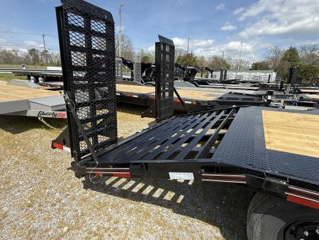 New 2026 Diamond C DEC 207 20’ Equipment Trailer, 2 SPD JACK, KNEE RAMPS, TOOLBOX, 14 PLY TIRES