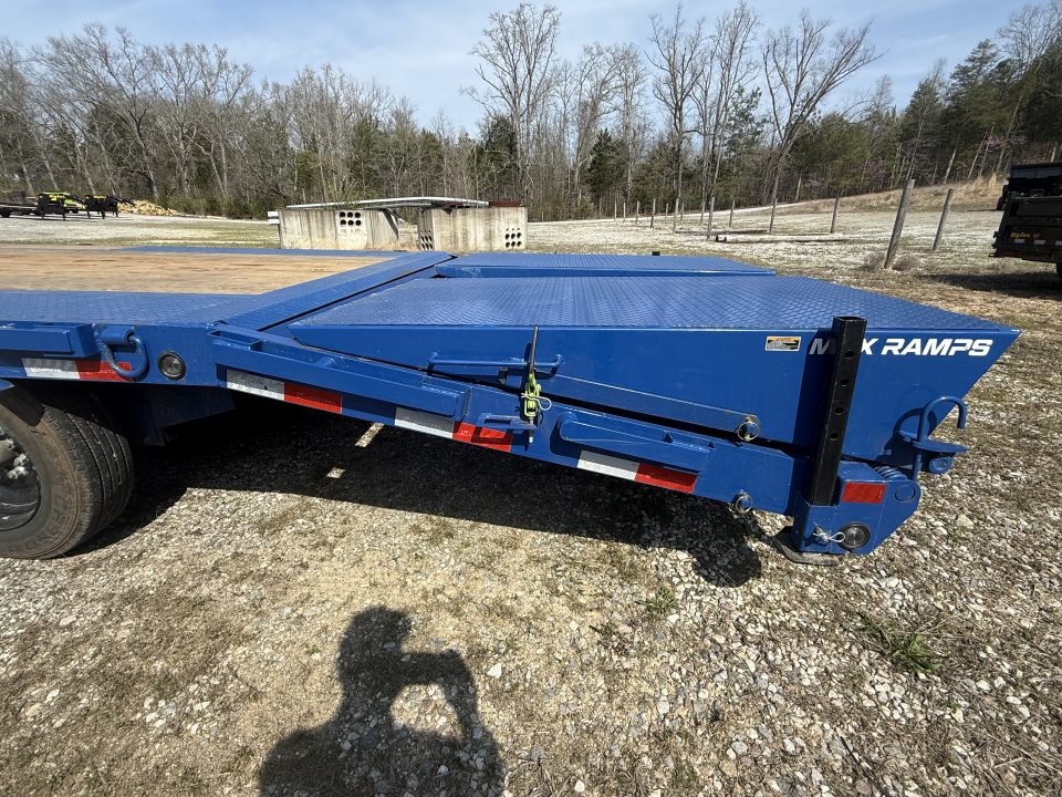 Used 2026 Load Trail LOAD TRAIL 16K 25+5 Flatbed Trailer, MAX RAMPS, 16K GVWR, SLIDING STRAPS