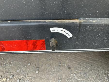 New 2026 East Texas Trailers 83"x24' Gooseneck Lowstyle Machine Gray Tilt Equipment Trailer