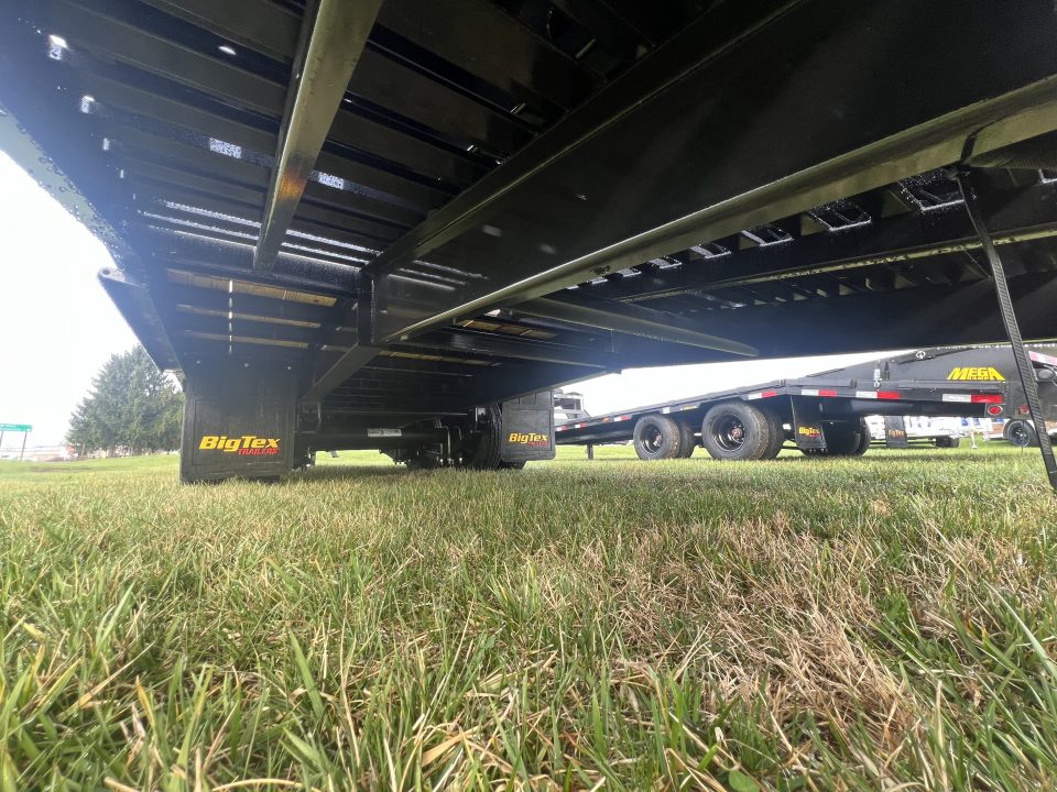 New 2026 Big Tex Trailers 22GN 35+5 Gooseneck Deckover Trailer