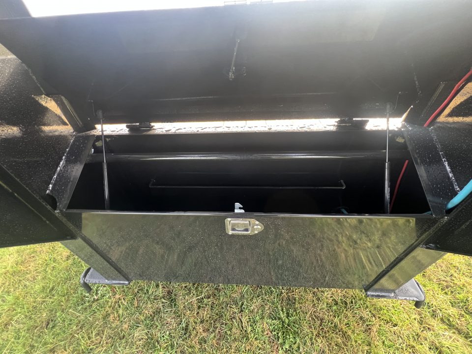 New 2026 Big Tex Trailers 22GN 35+5 Gooseneck Deckover Trailer
