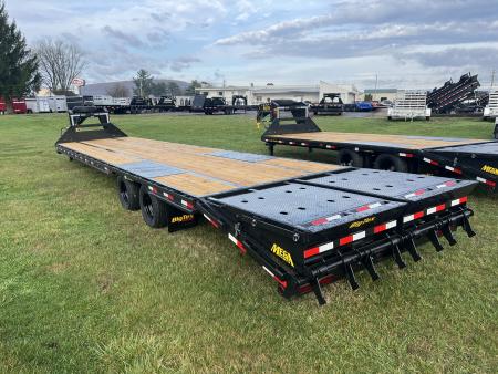 New 2026 Big Tex Trailers 22GN 35+5 Gooseneck Deckover Trailer