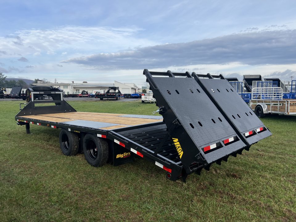 New 2026 Big Tex Trailers 22GN 20+5 Gooseneck Deckover Trailer