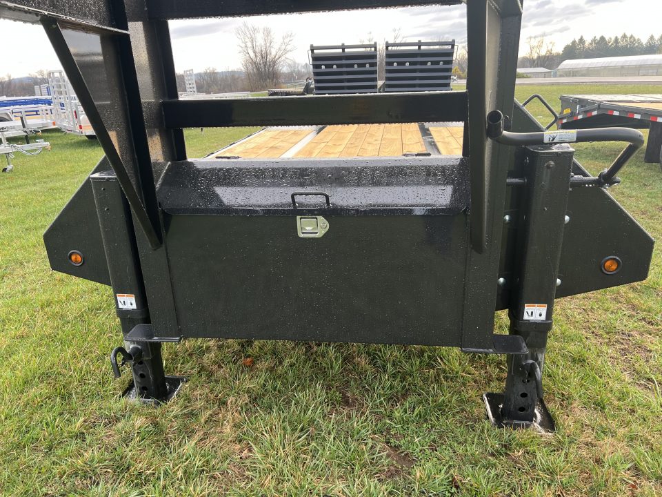 New 2026 Big Tex Trailers 22GN 20+5 Gooseneck Deckover Trailer