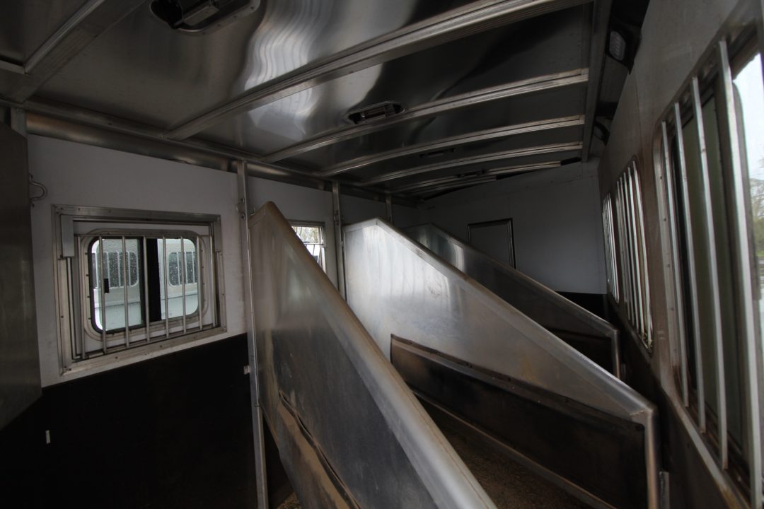 Used 2018 Exiss Escape 7410 - 10' sw Living Quarters 4 Horse Trailer