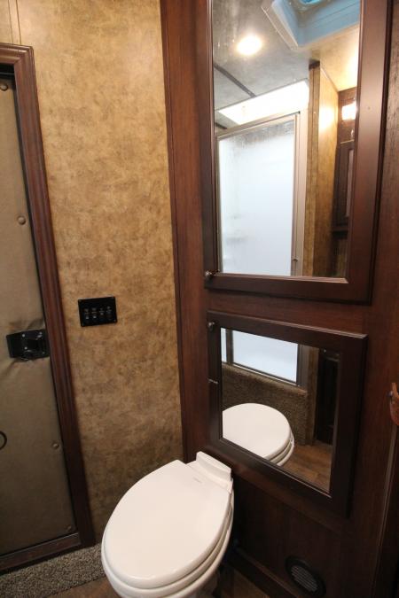 Used 2018 Exiss Escape 7410 - 10' sw Living Quarters 4 Horse Trailer