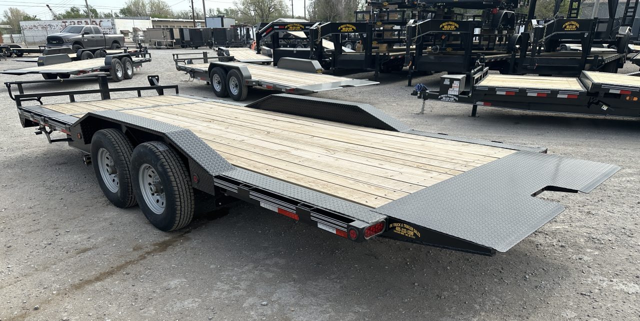 New 2026 East Texas Trailers 102"x20' BumperPull Driveover Fender Black Tilt Trailer