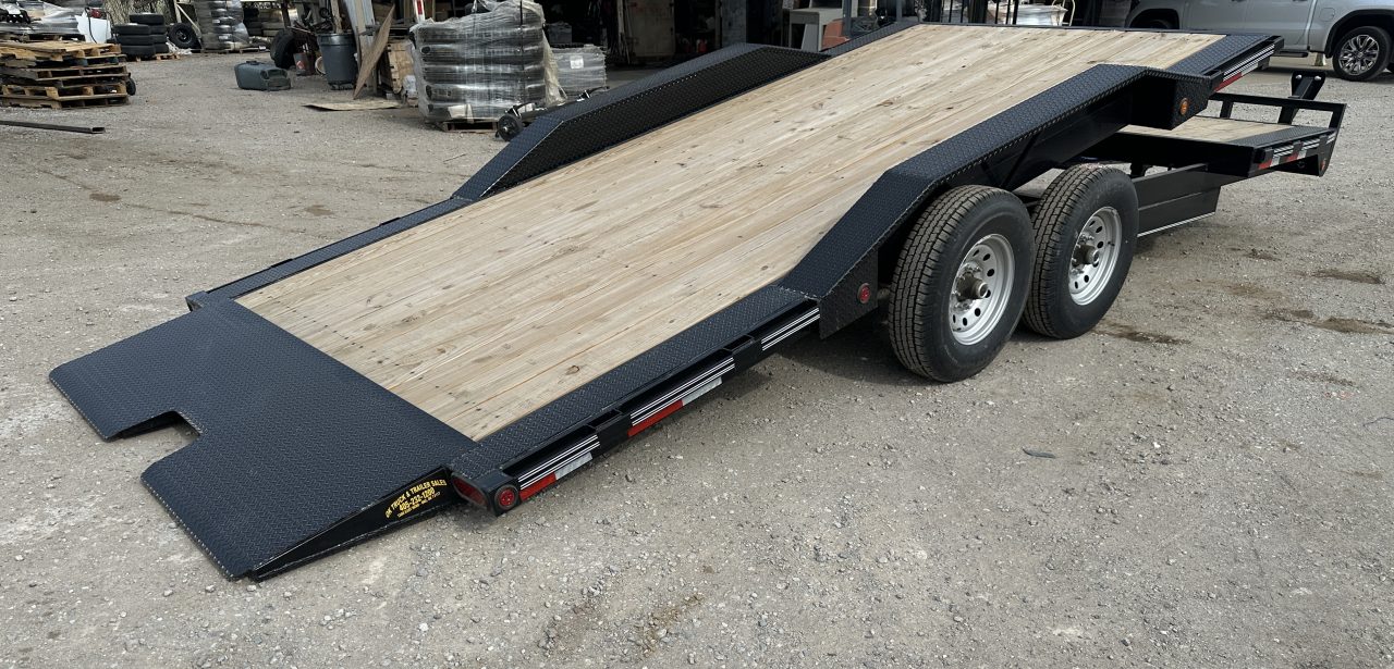 New 2026 East Texas Trailers 102"x20' BumperPull Driveover Fender Black Tilt Trailer